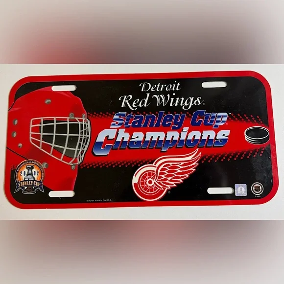 (3) DETROIT RED WINGS COLLECTOR LICENSE PLATES HOCKEY TOWN EMBOSSED ALUMINUM - Picture 4 of 5